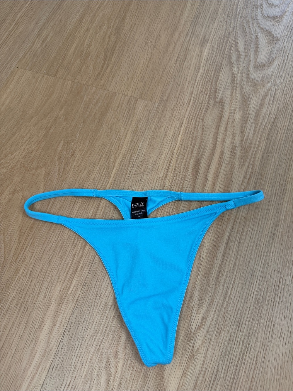 2003 Y2K Vintage Victoria’s Secret V-String Thong Panty S